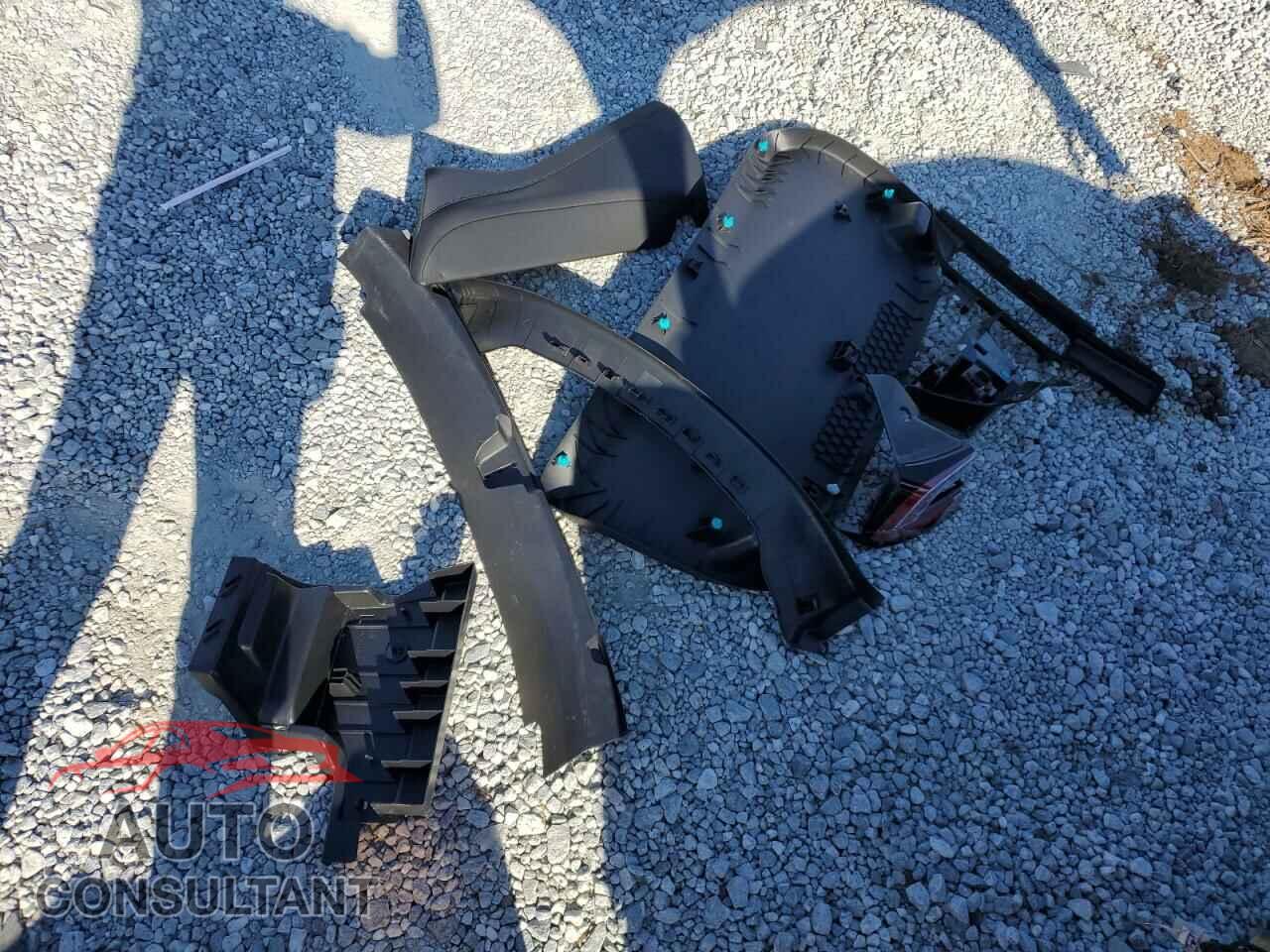 TESLA MODEL 3 2019 - 5YJ3E1EA2KF395437
