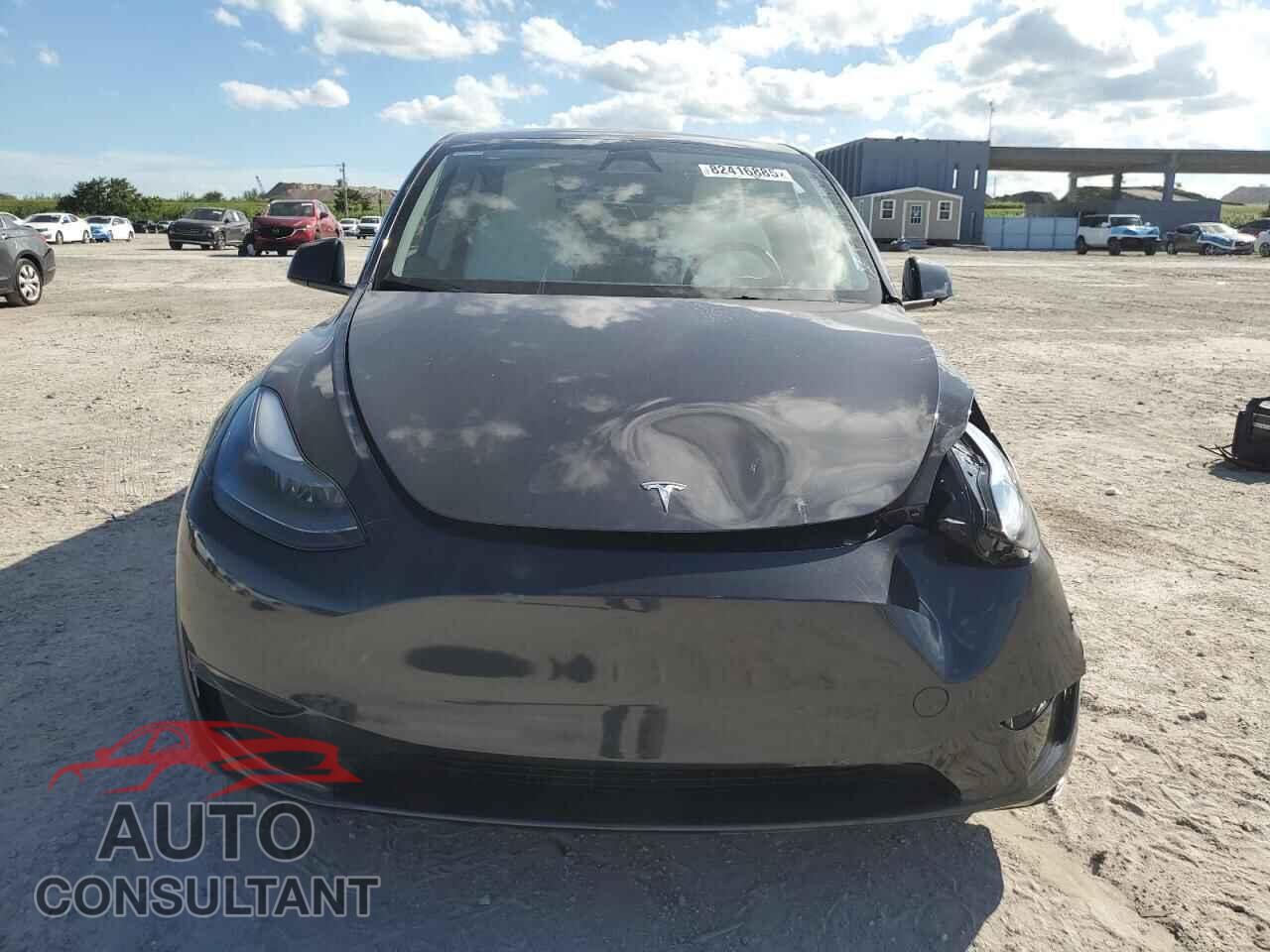 TESLA MODEL Y 2024 - 7SAYGDED1RF047167