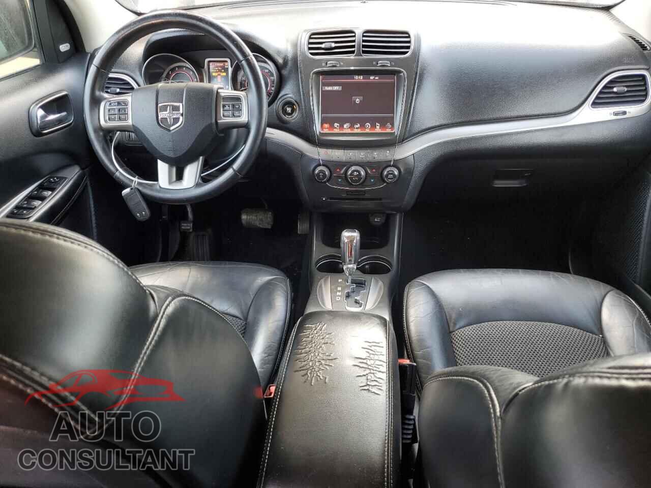 DODGE JOURNEY 2015 - 3C4PDCGG9FT679267