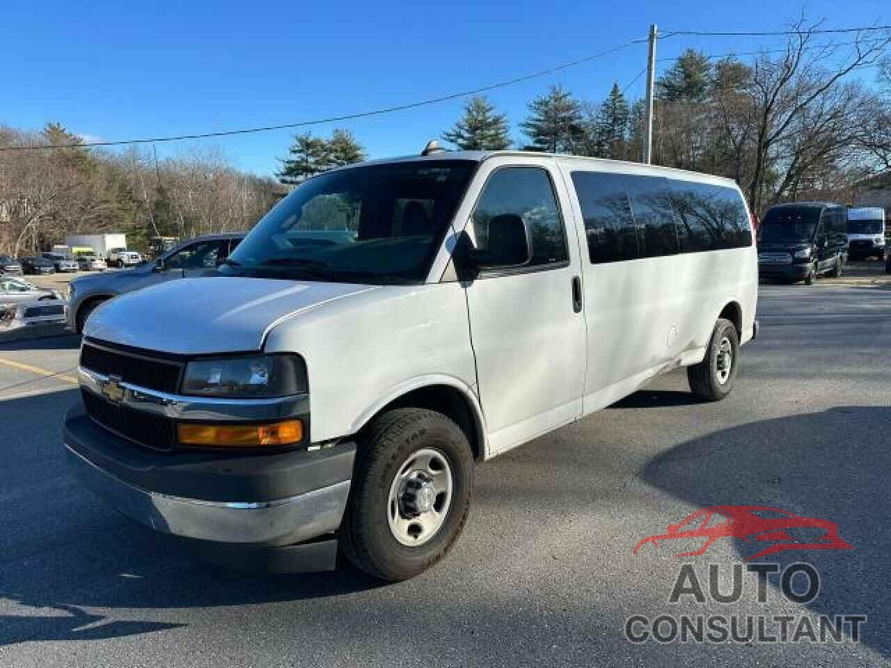 CHEVROLET EXPRESS 2020 - 1GAZGPFG7L1266879