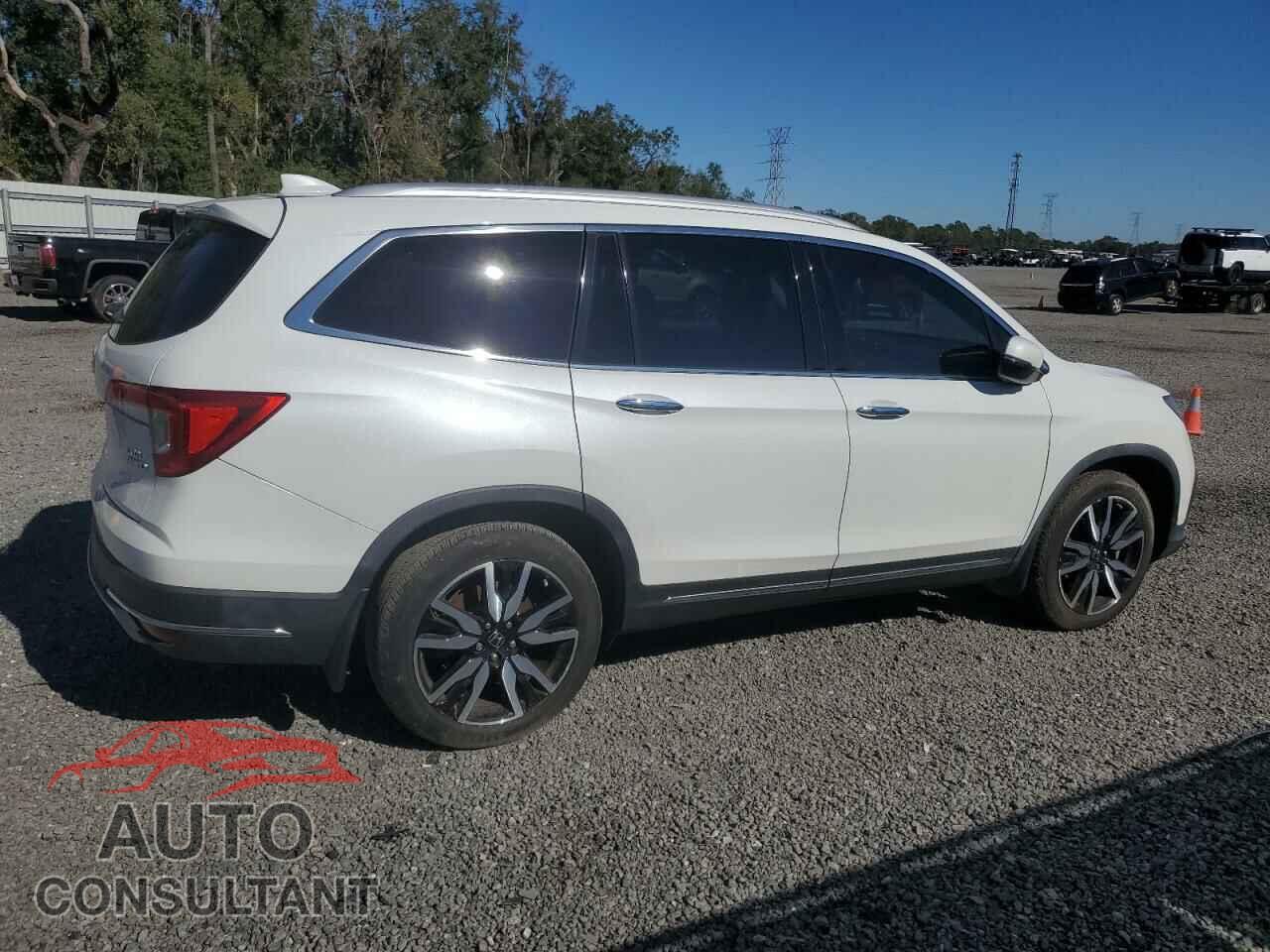 HONDA PILOT 2021 - 5FNYF6H04MB045880