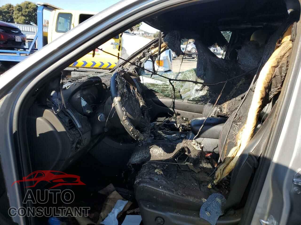 DODGE DURANGO 2018 - 1C4SDJCT9JC184332