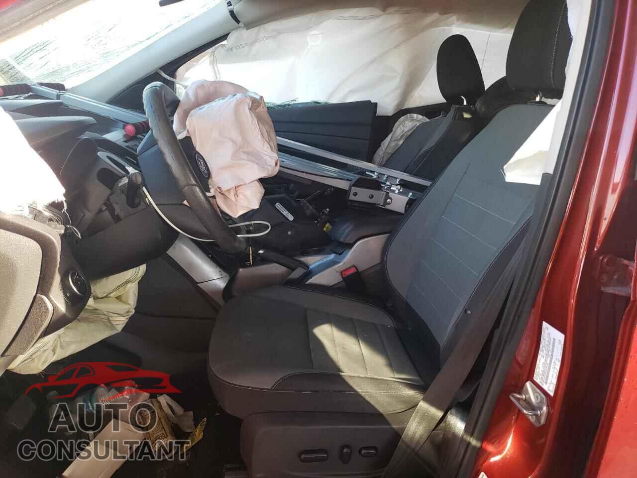 FORD ESCAPE 2016 - 1FMCU9GX4GUC89746