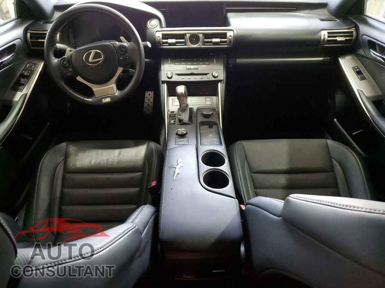 LEXUS IS 2016 - JTHBA1D23G5004529
