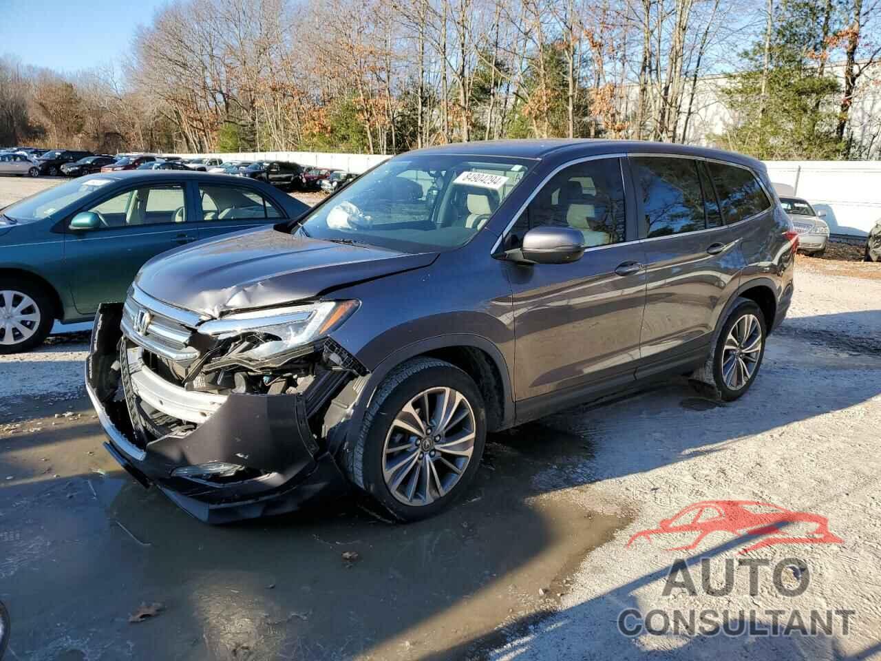 HONDA PILOT 2017 - 5FNYF6H38HB068997