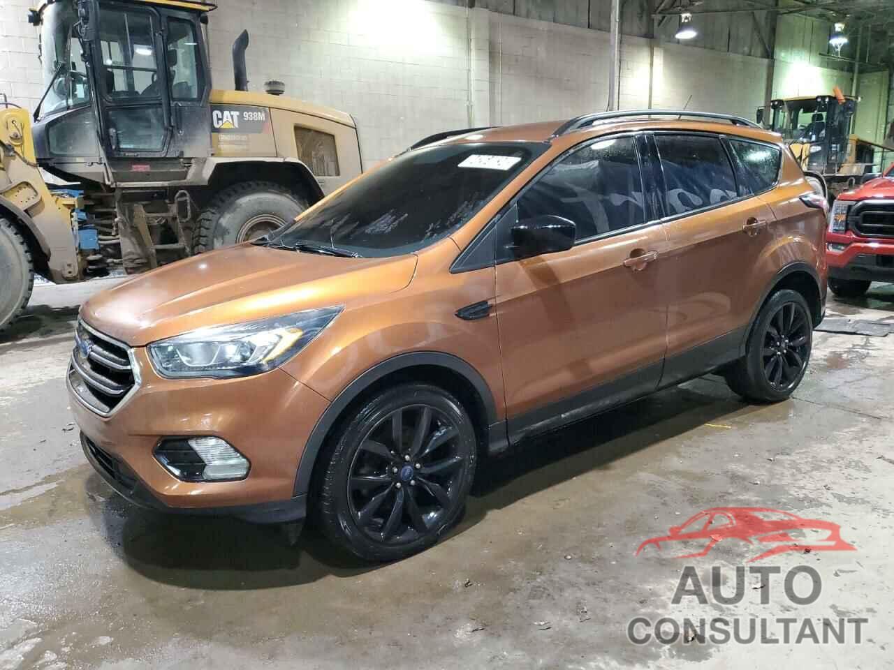 FORD ESCAPE 2017 - 1FMCU9G99HUC48032