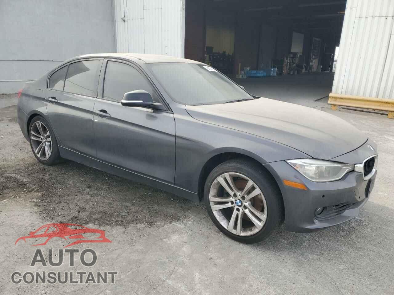 BMW 3 SERIES 2013 - WBA3A5C56DF602805