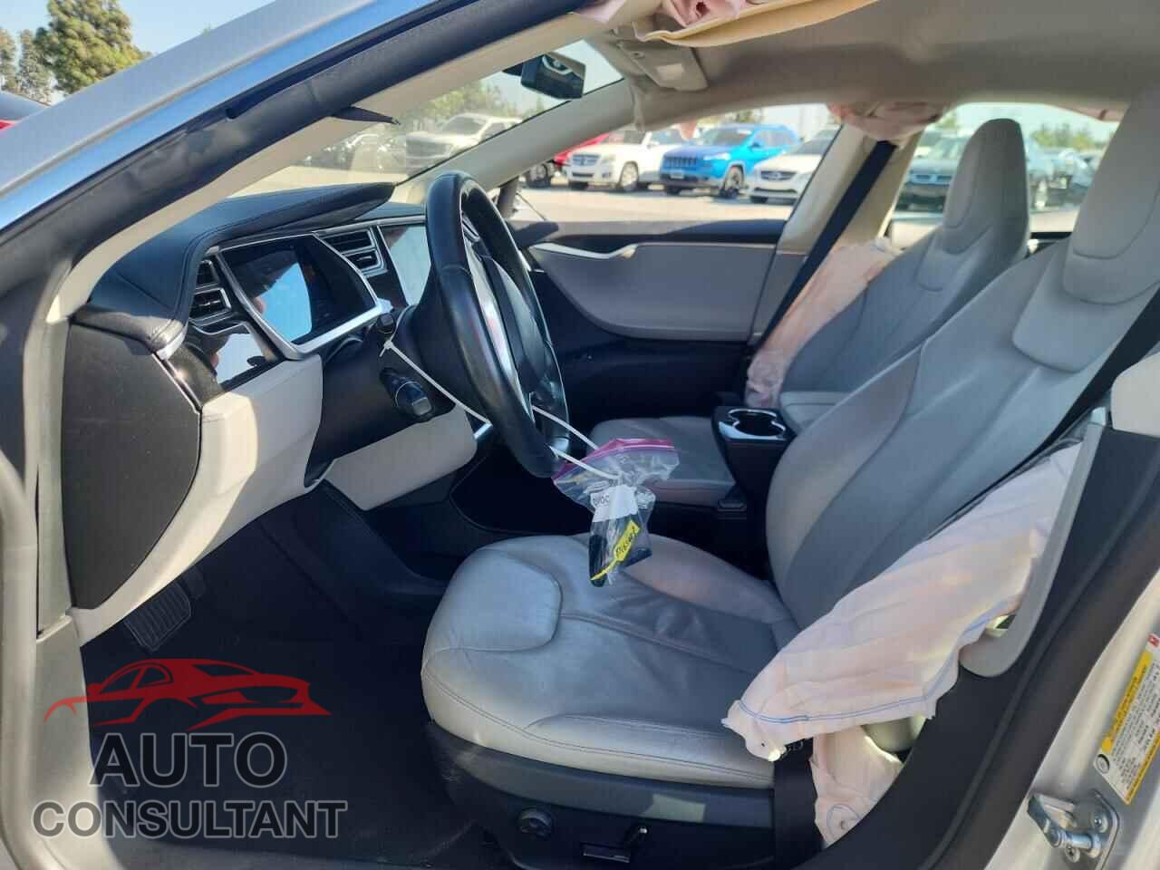 TESLA MODEL S 2013 - 5YJSA1CN6DFP19585