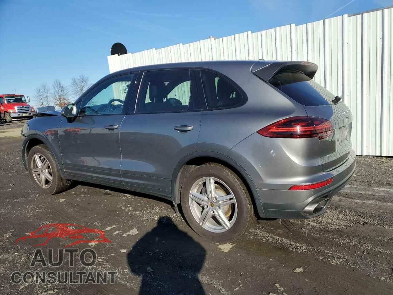 PORSCHE CAYENNE 2016 - WP1AA2A21GKA11244