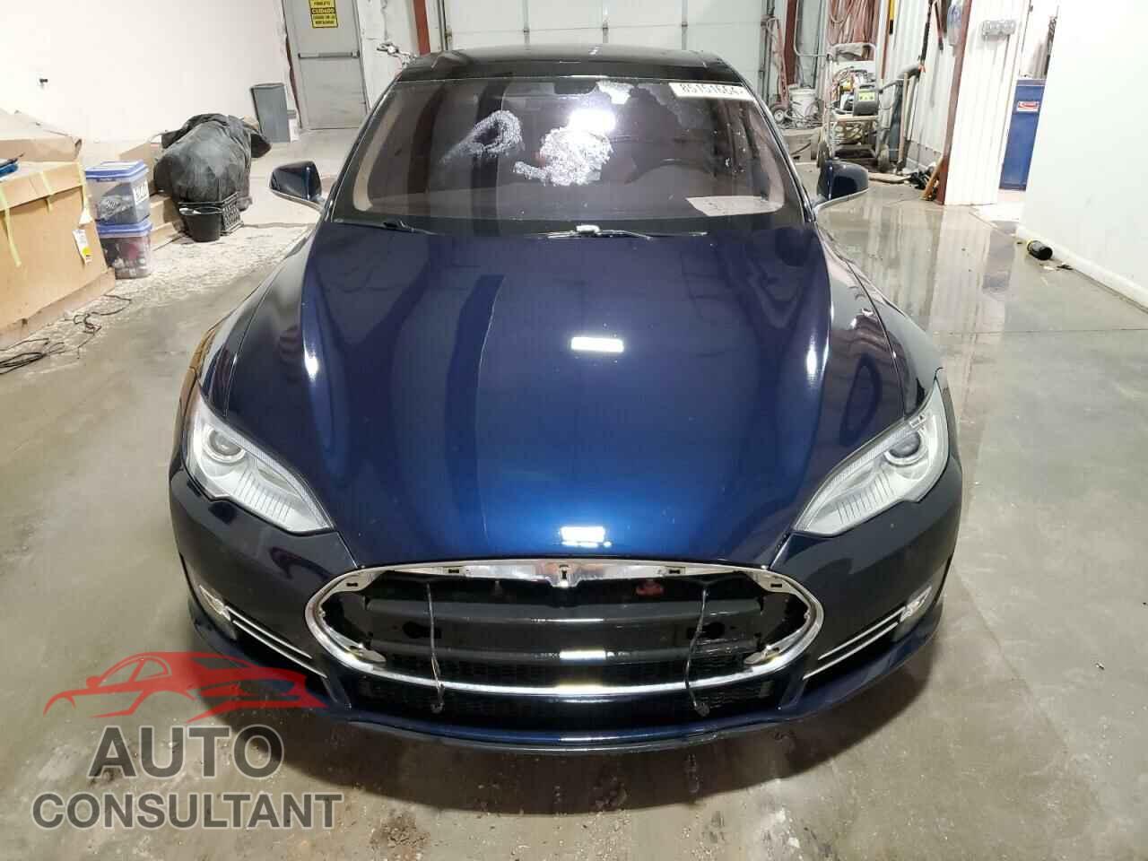 TESLA MODEL S 2013 - 5YJSA1CP2DFP22369