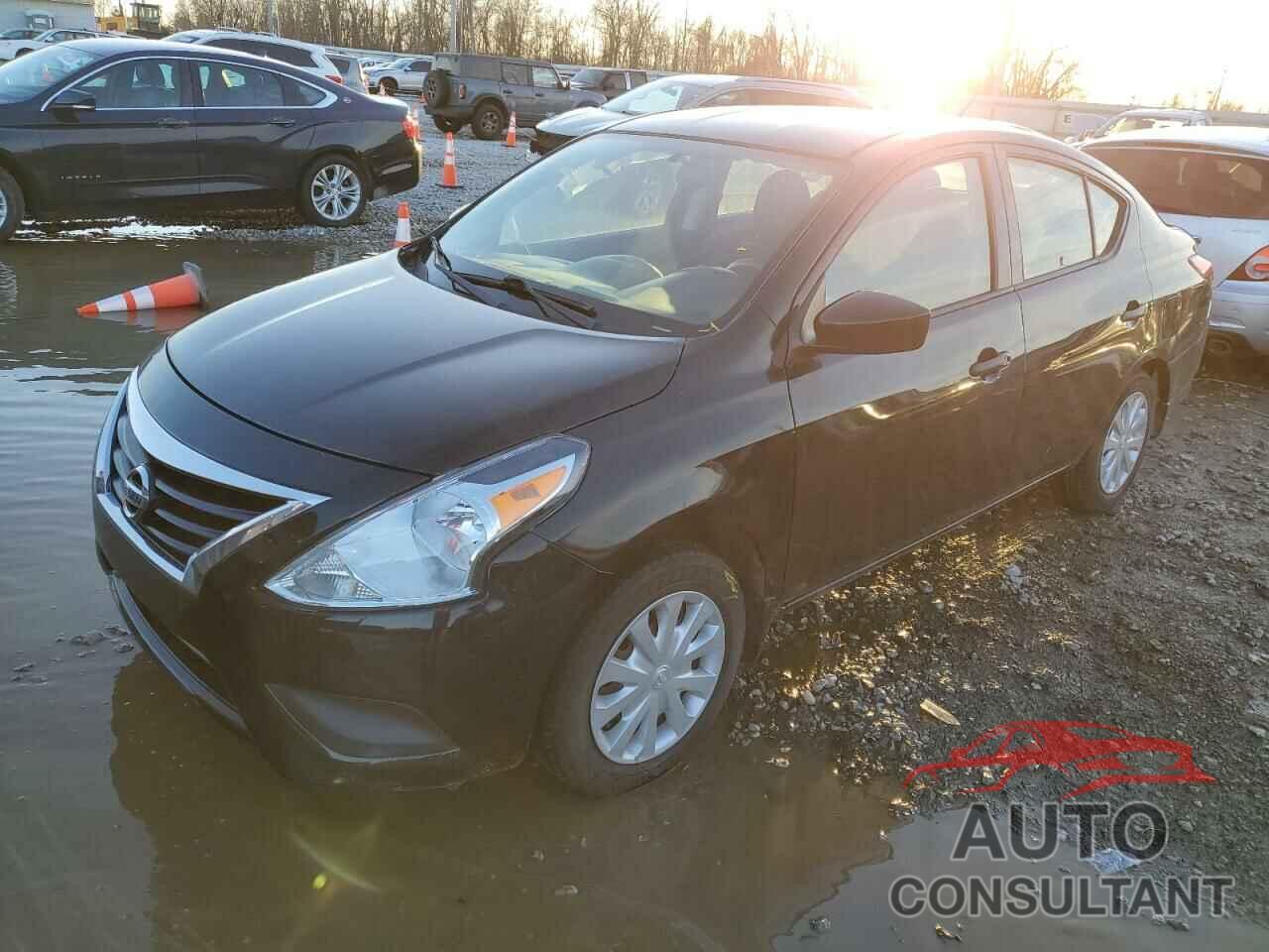 NISSAN VERSA 2017 - 3N1CN7AP8HL899811