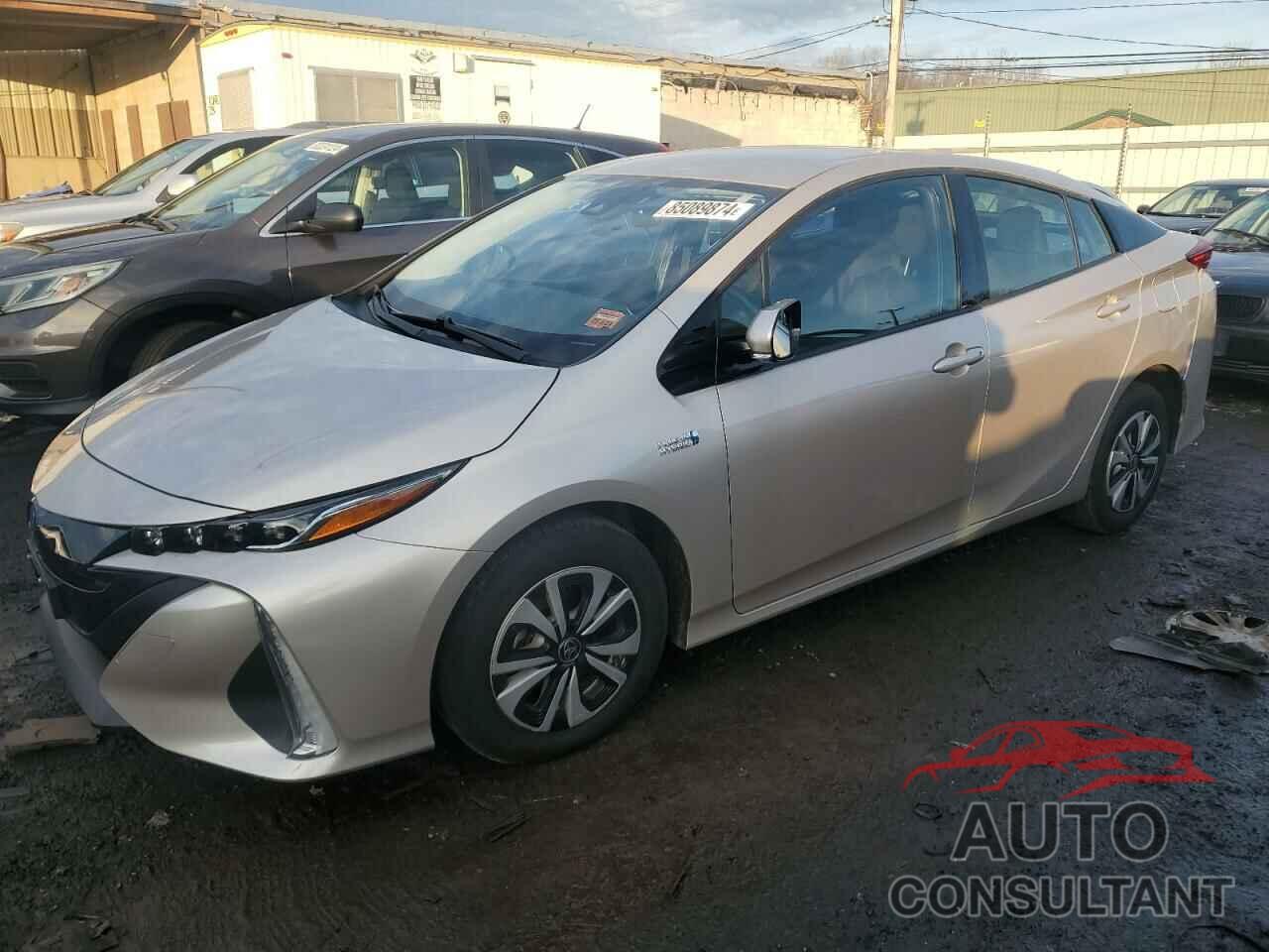 TOYOTA PRIUS 2018 - JTDKARFP6J3077115