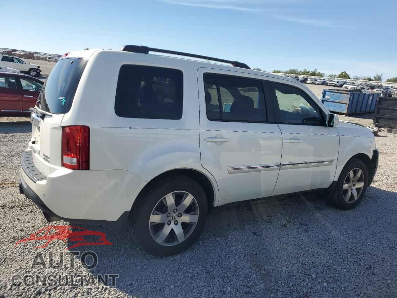 HONDA PILOT 2015 - 5FNYF4H93FB053622