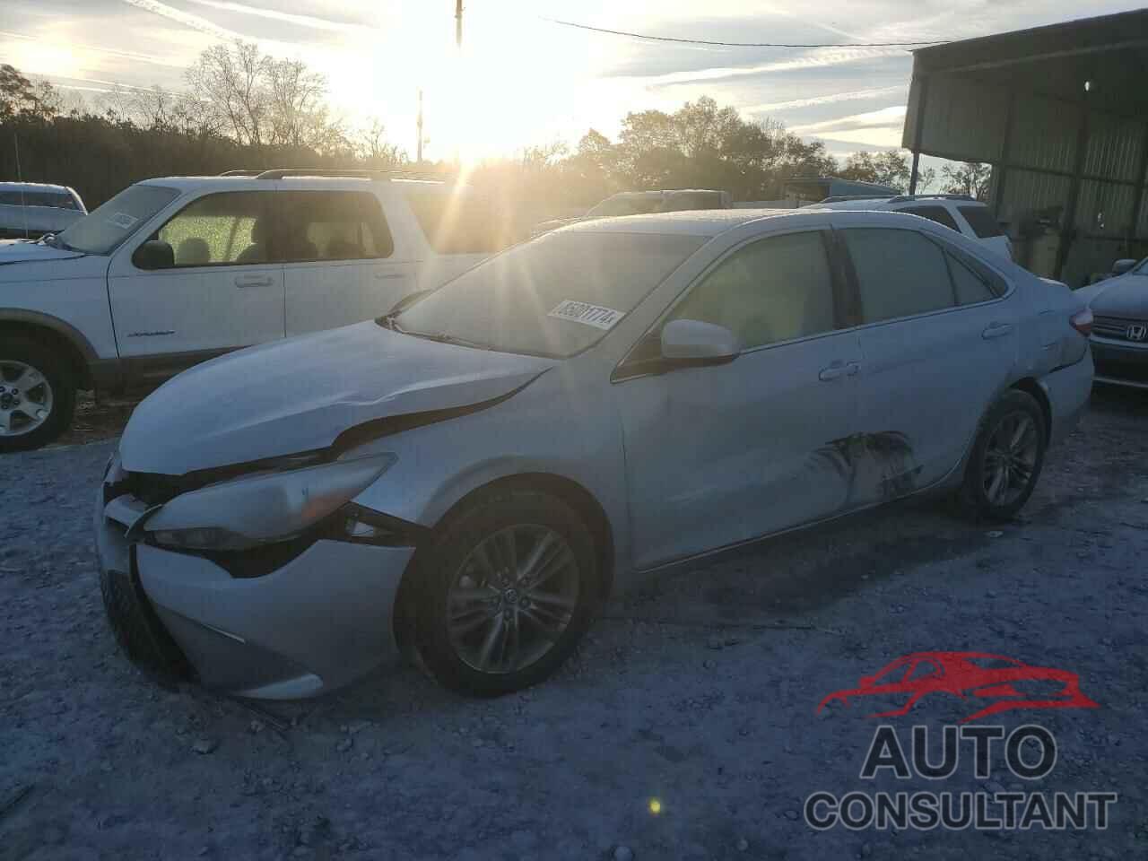 TOYOTA CAMRY 2017 - 4T1BF1FK2HU433972