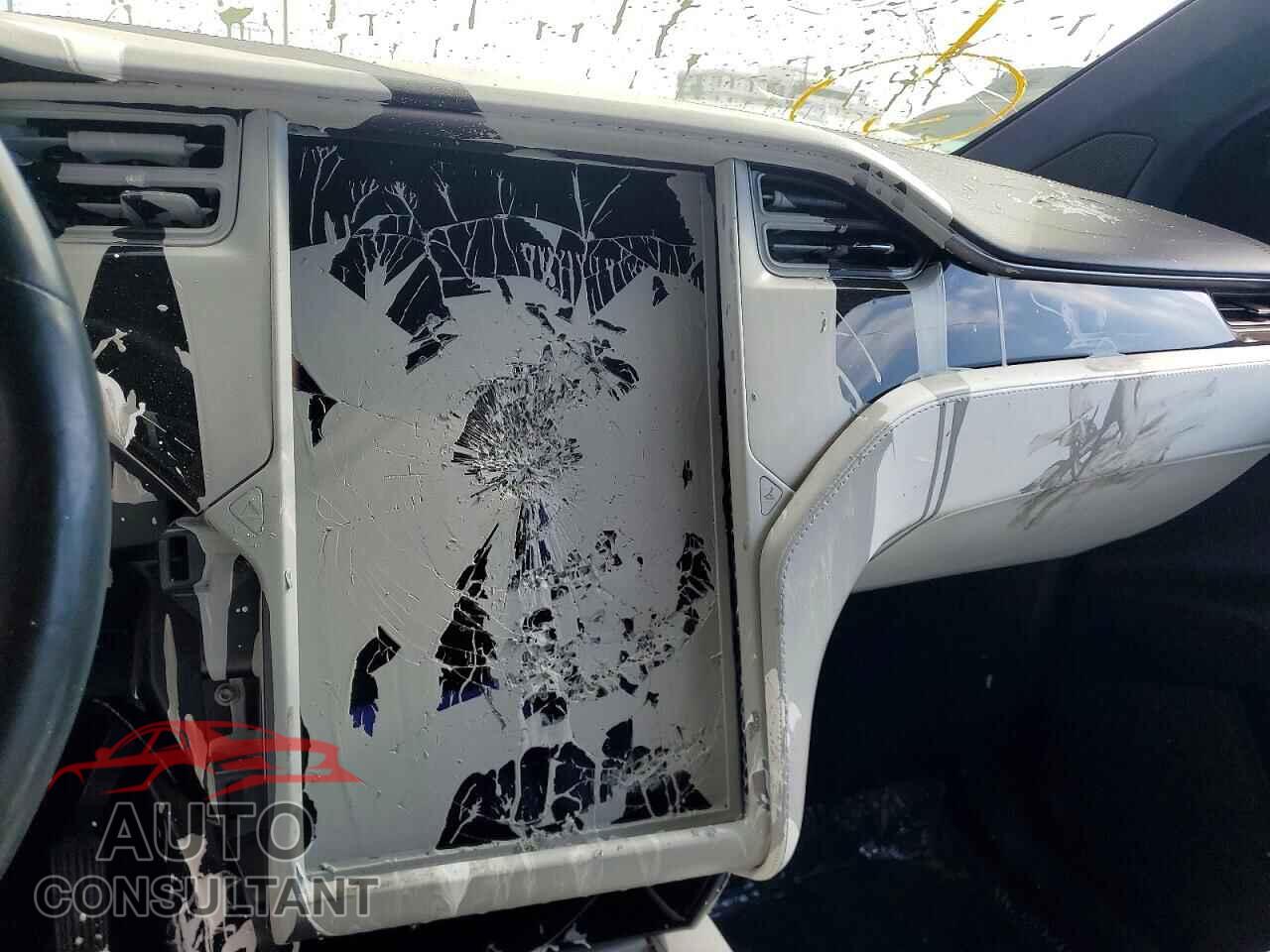 TESLA MODEL X 2021 - 5YJXCDE21MF311418