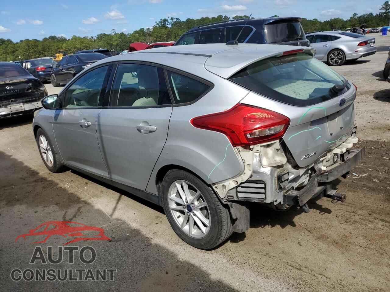 FORD FOCUS 2016 - 1FADP3K25GL242617