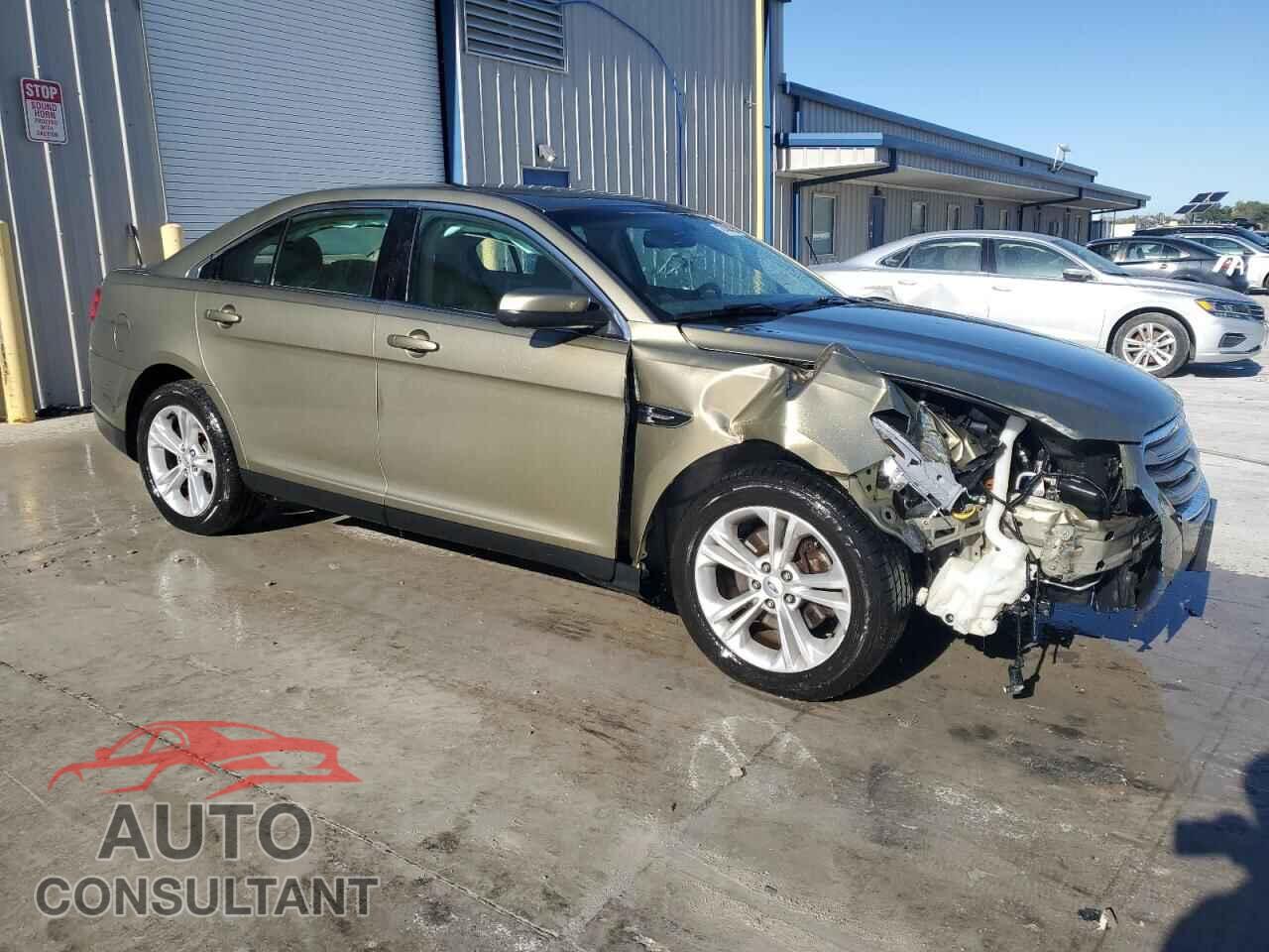 FORD TAURUS 2013 - 1FAHP2E80DG128444