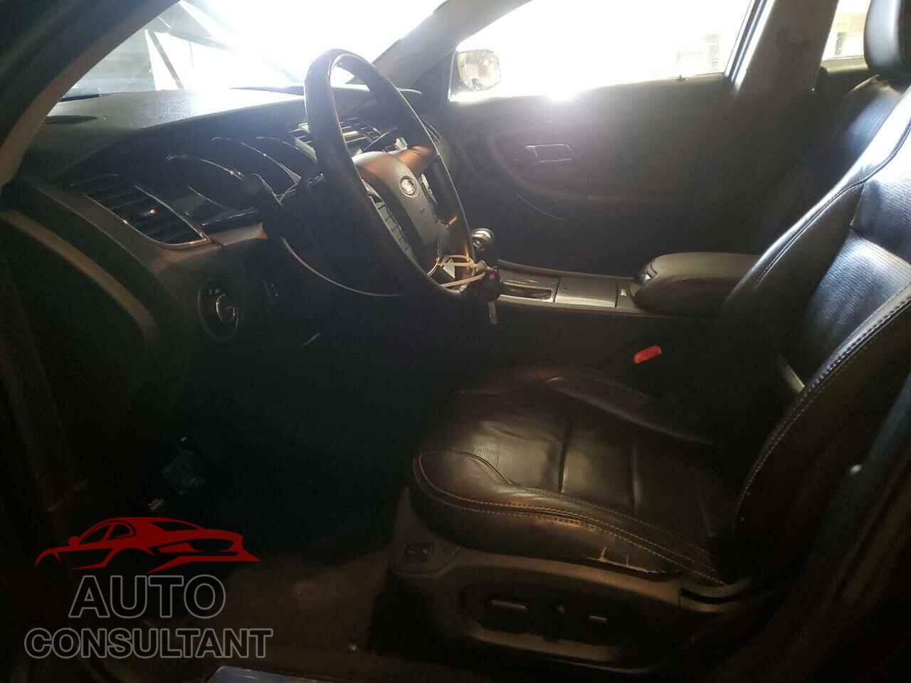 FORD TAURUS 2011 - 1FAHP2FW2BG175100