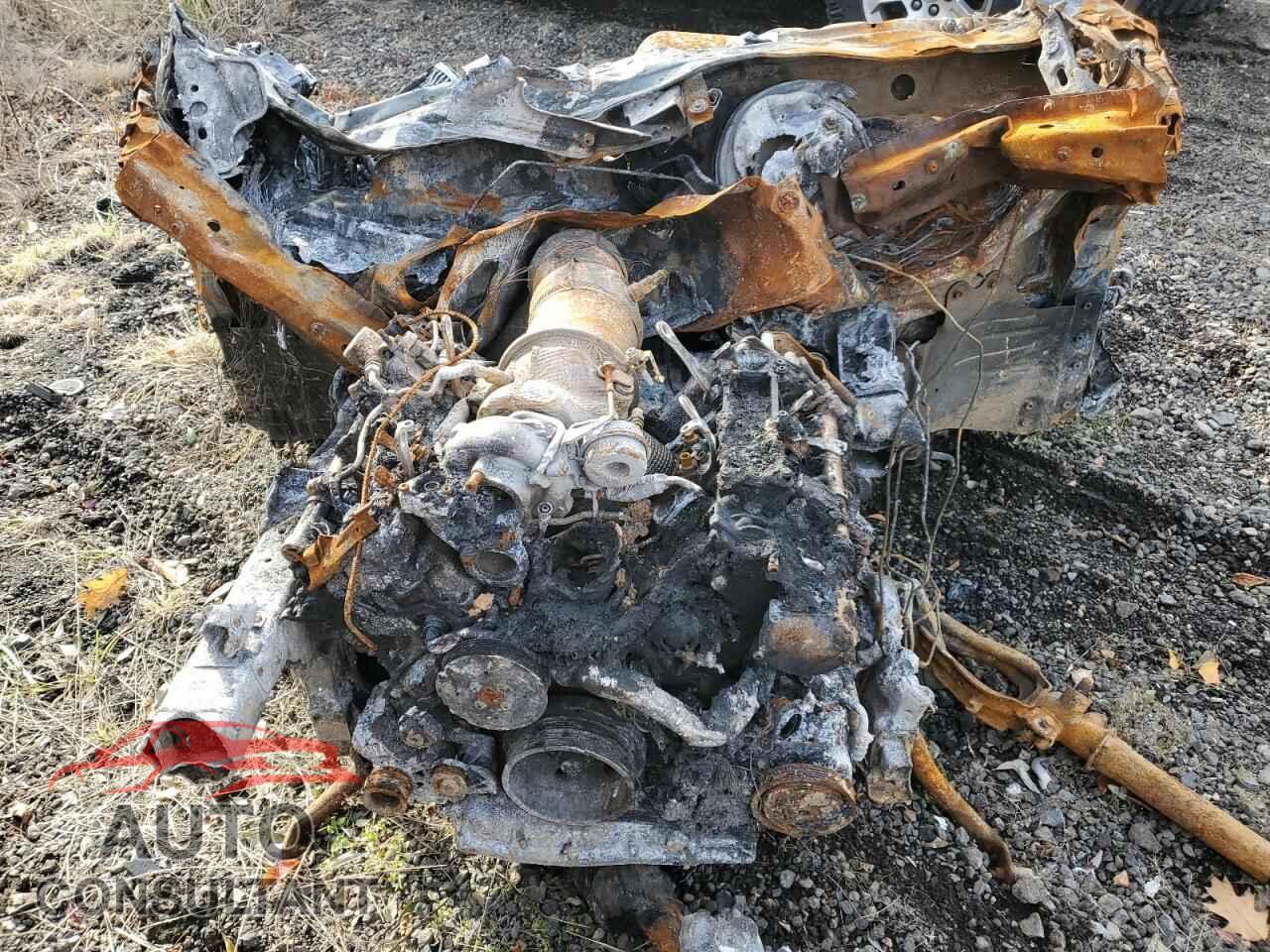 PORSCHE CAYENNE 2024 - WP1AA2AY3RDA12729