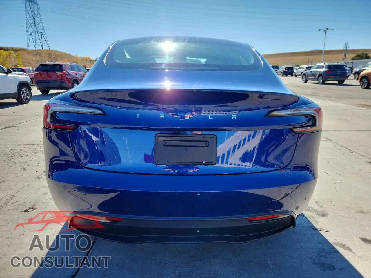 TESLA MODEL 3 2025 - 5YJ3E1EA2SF039201
