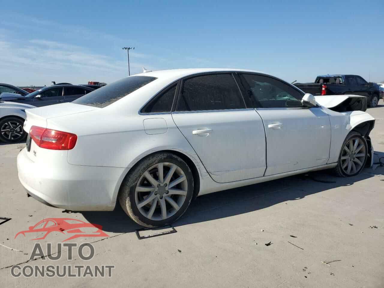 AUDI A4 2013 - WAUFFAFL5DN040628