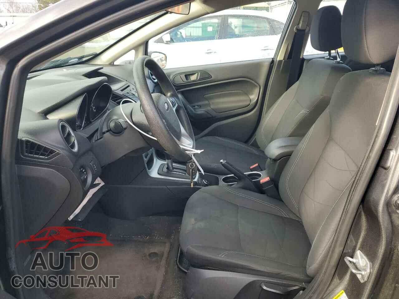 FORD FIESTA 2018 - 3FADP4EJ4JM115677