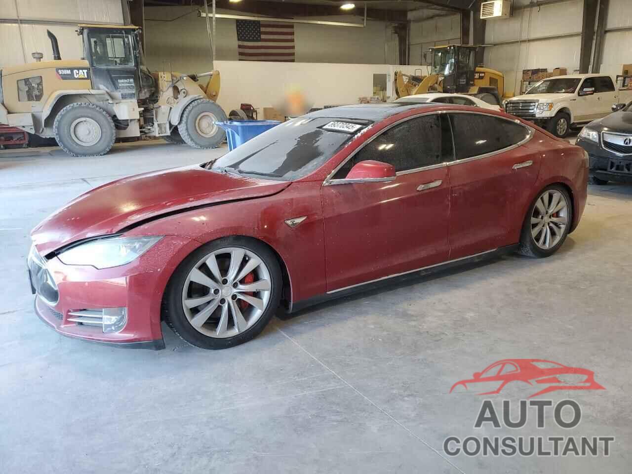 TESLA MODEL S 2015 - 5YJSA1E40FF114498