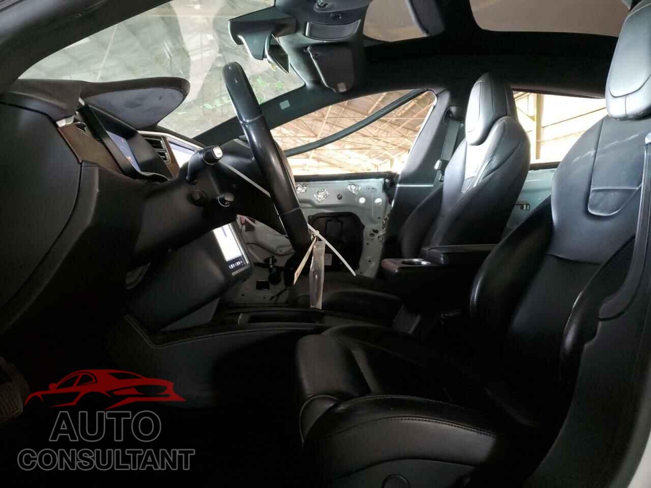 TESLA MODEL S 2017 - 5YJSA1E10HF202816