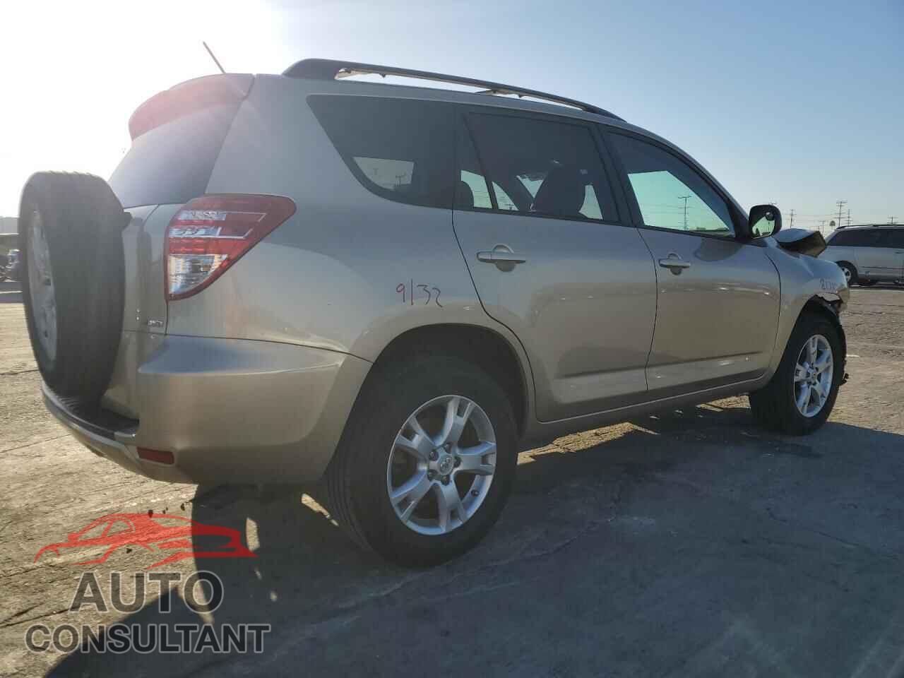 TOYOTA RAV4 2011 - 2T3BF4DV8BW100334