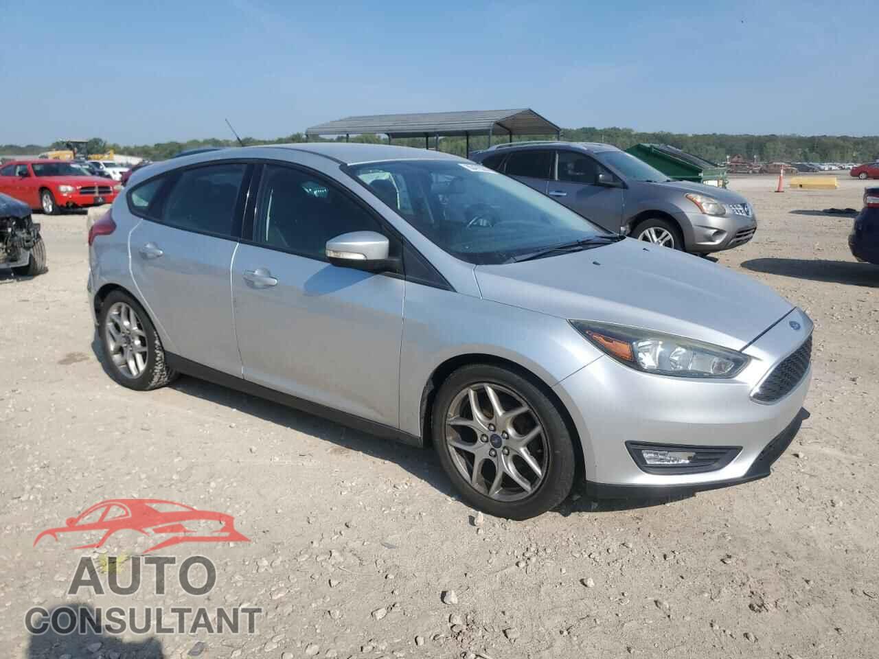 FORD FOCUS 2015 - 1FADP3K25FL234211