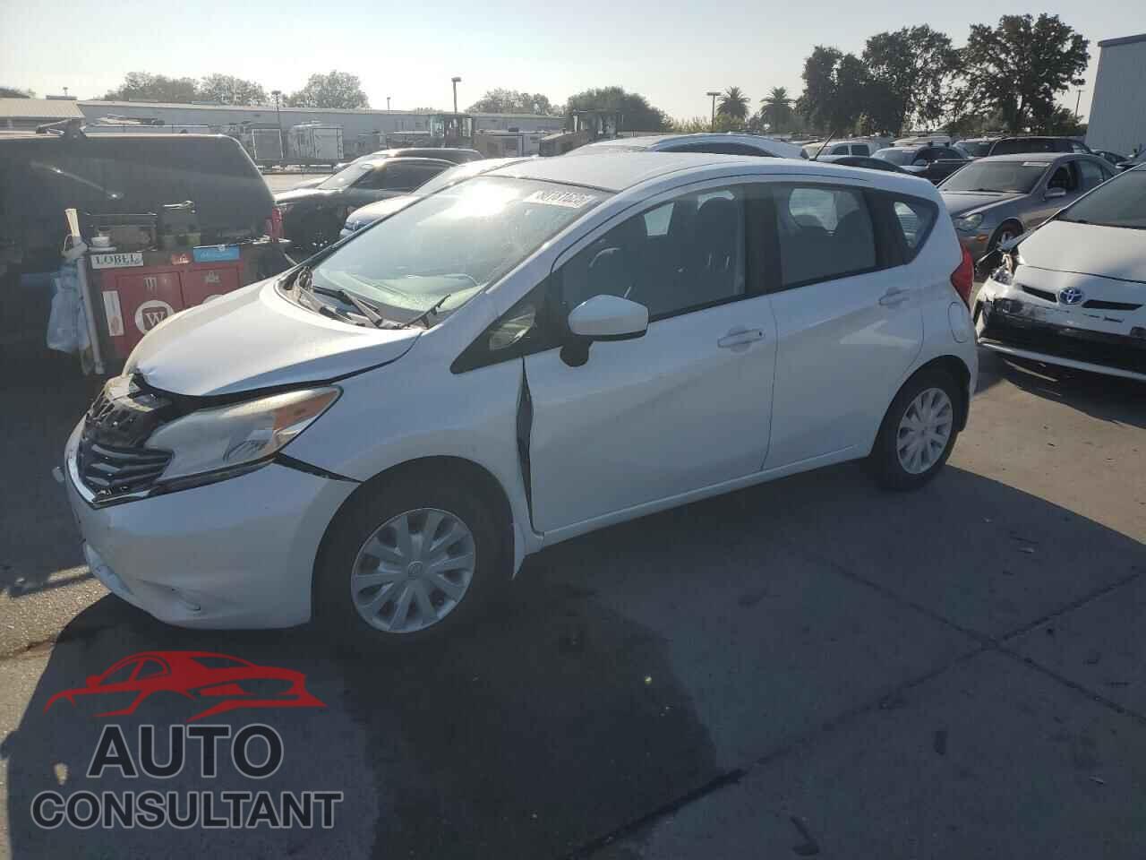 NISSAN VERSA 2015 - 3N1CE2CP1FL382167