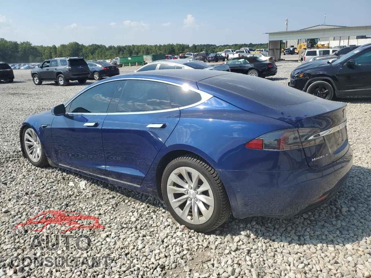 TESLA MODEL S 2018 - 5YJSA1E25JF295847