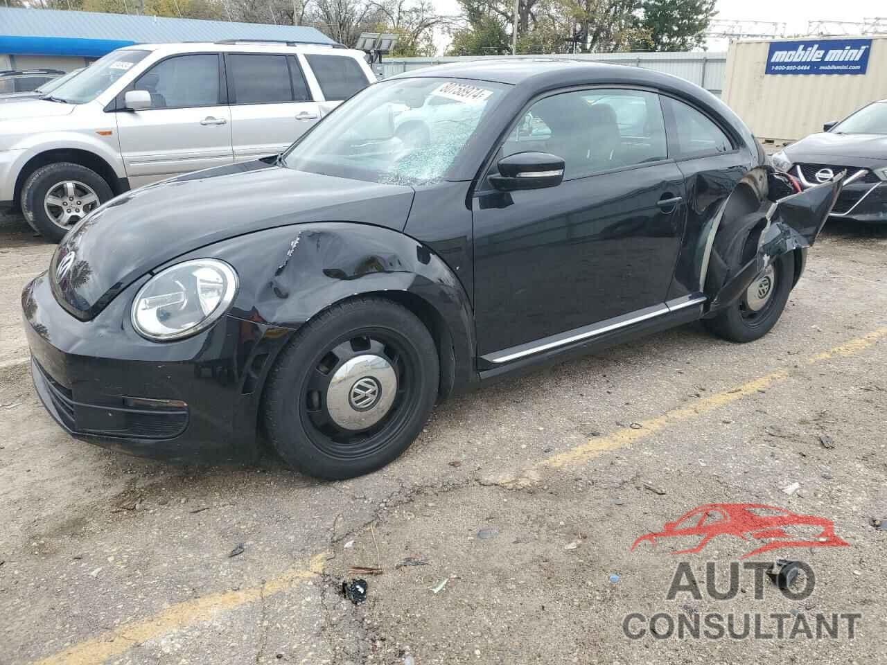 VOLKSWAGEN BEETLE 2013 - 3VWJX7AT1DM657830
