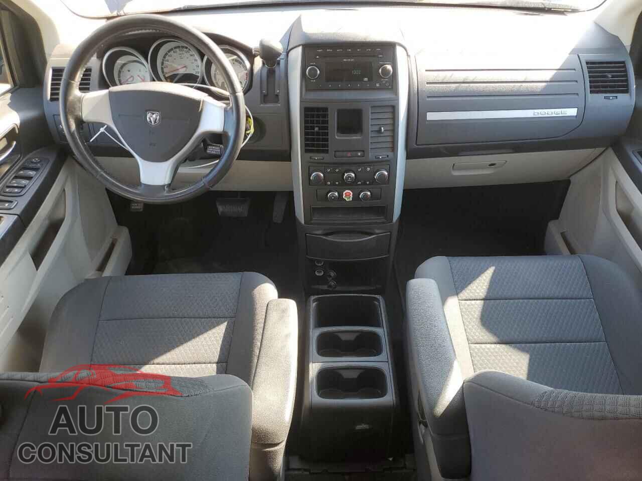 DODGE CARAVAN 2010 - 2D4RN4DE1AR182114