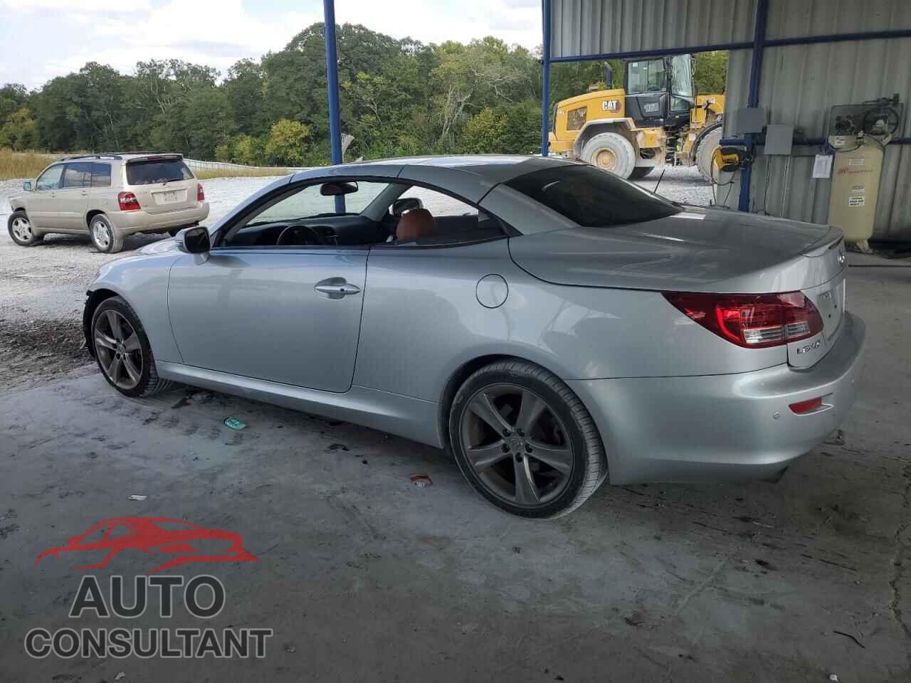 LEXUS IS 2012 - JTHFF2C20C2525925