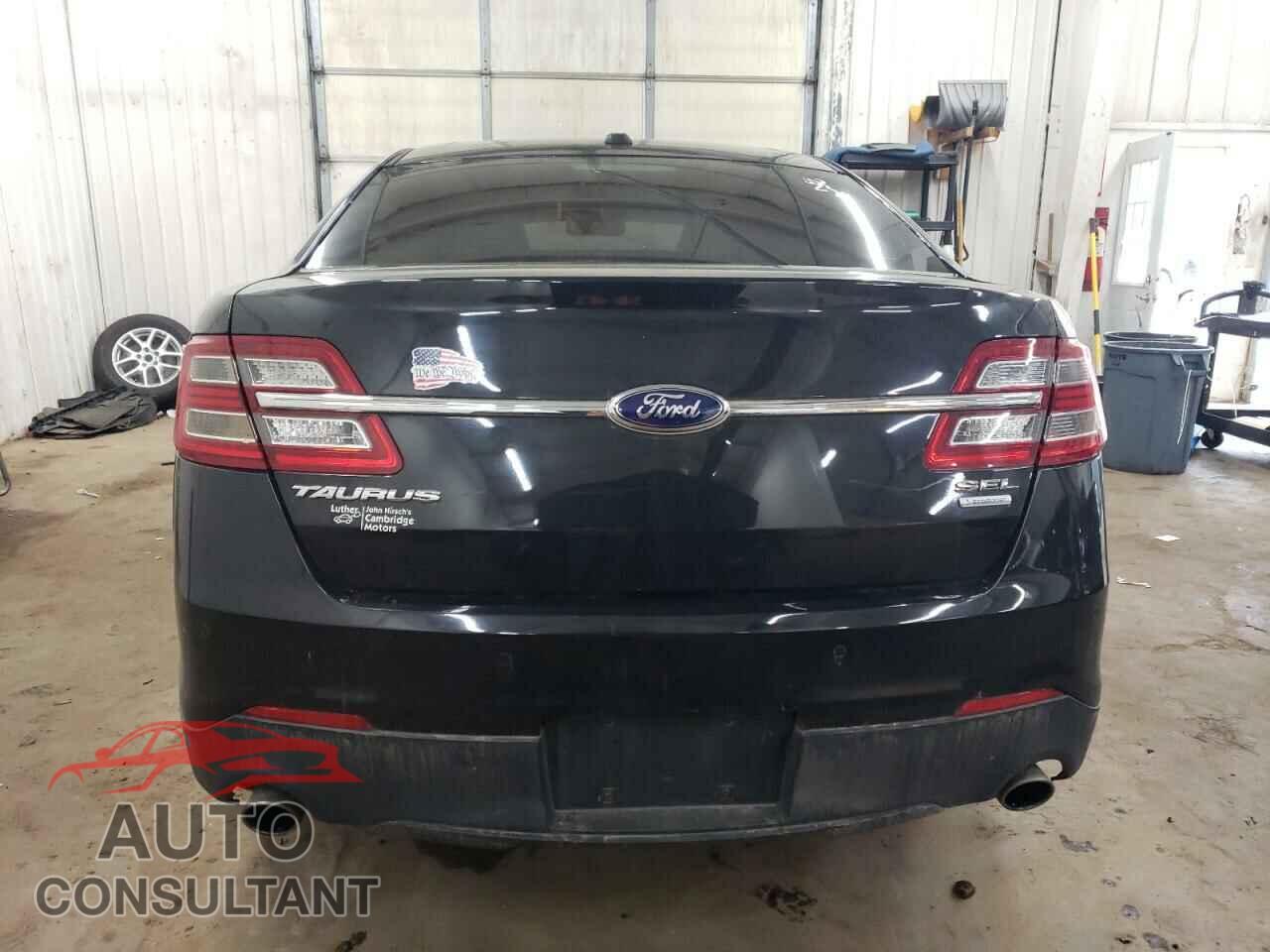 FORD TAURUS 2013 - 1FAHP2E92DG215545