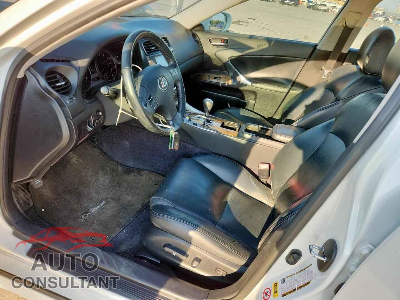 LEXUS IS 2010 - JTHBF5C29A5120352