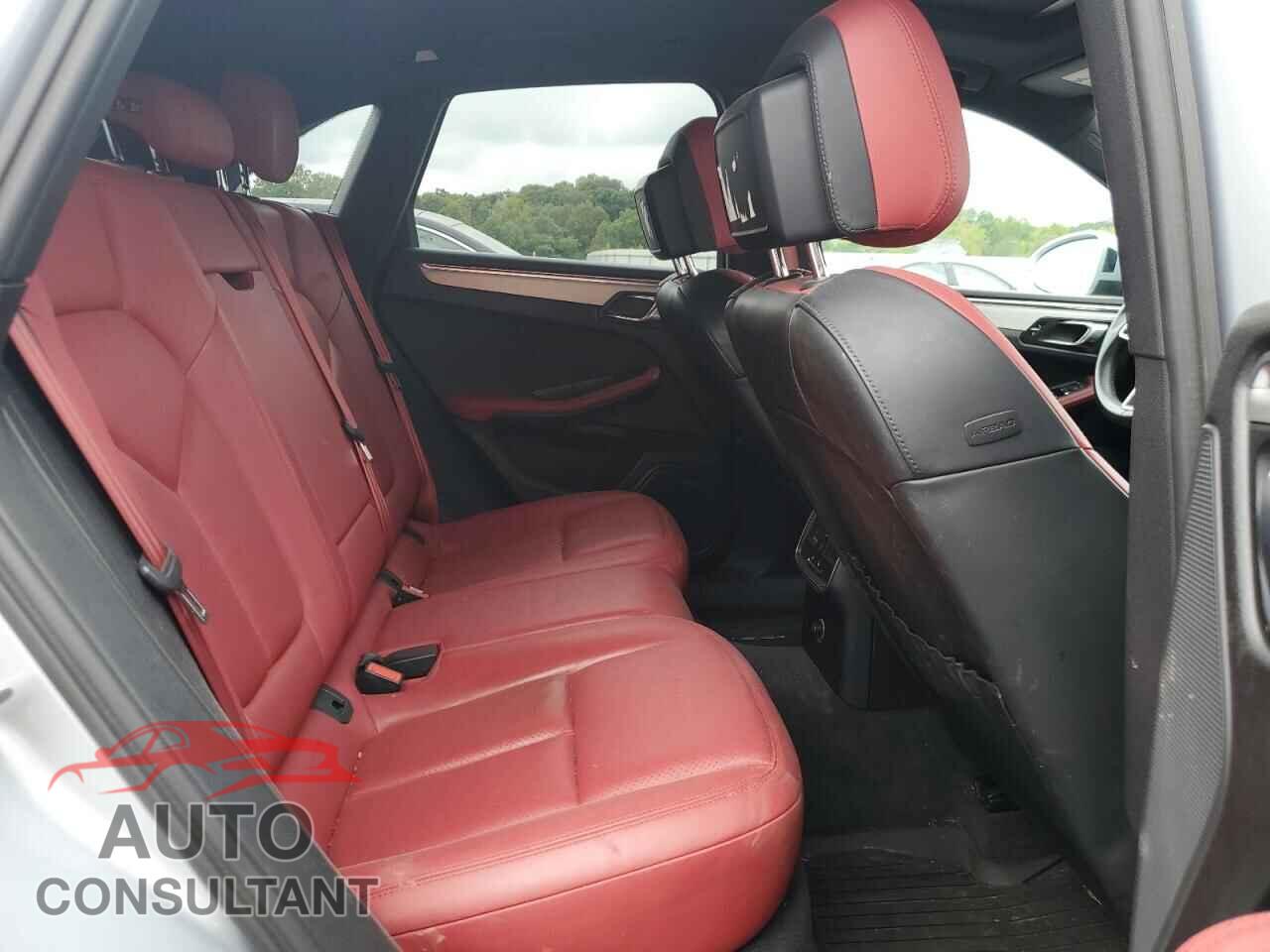 PORSCHE MACAN 2016 - WP1AB2A53GLB47733