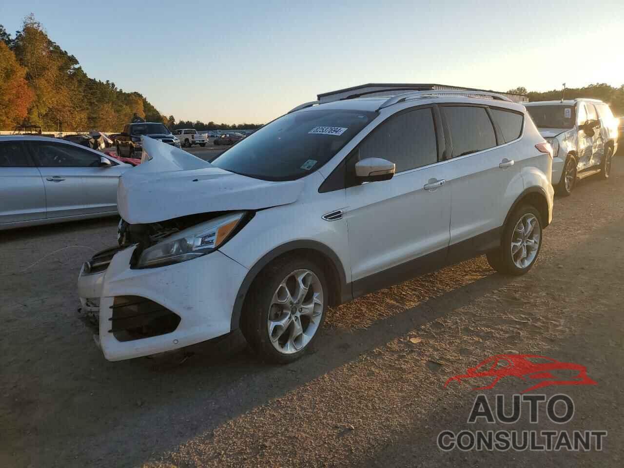 FORD ESCAPE 2013 - 1FMCU0J94DUB77644