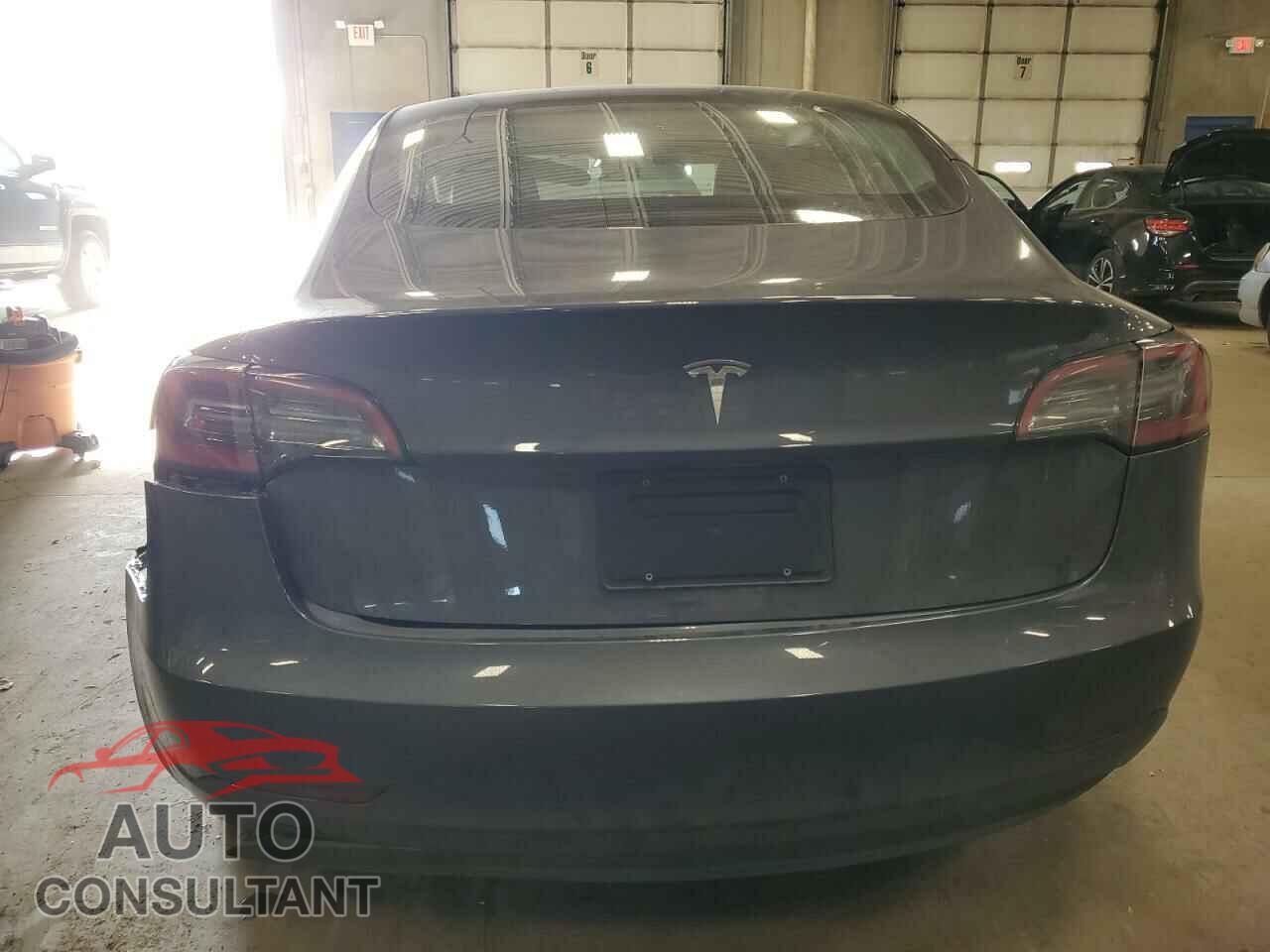 TESLA MODEL 3 2023 - 5YJ3E1EA4PF625437