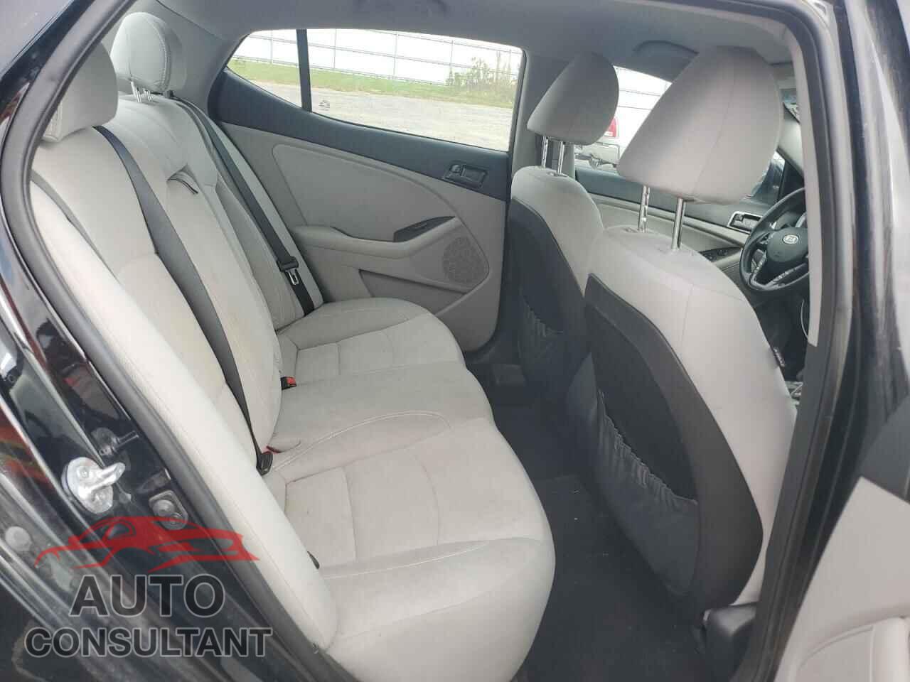 KIA OPTIMA 2012 - 5XXGM4A72CG062895
