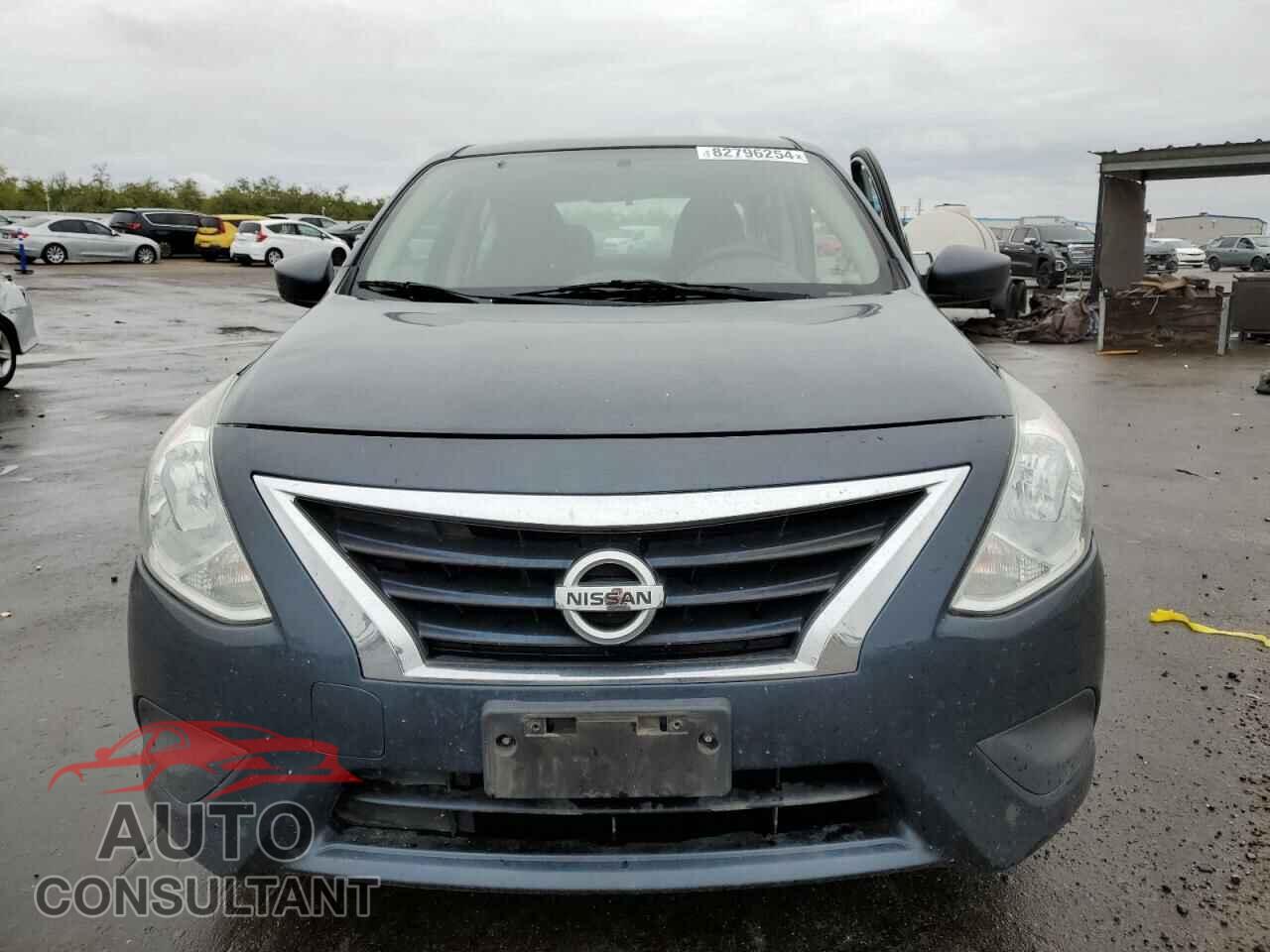 NISSAN VERSA 2017 - 3N1CN7AP3HL872046