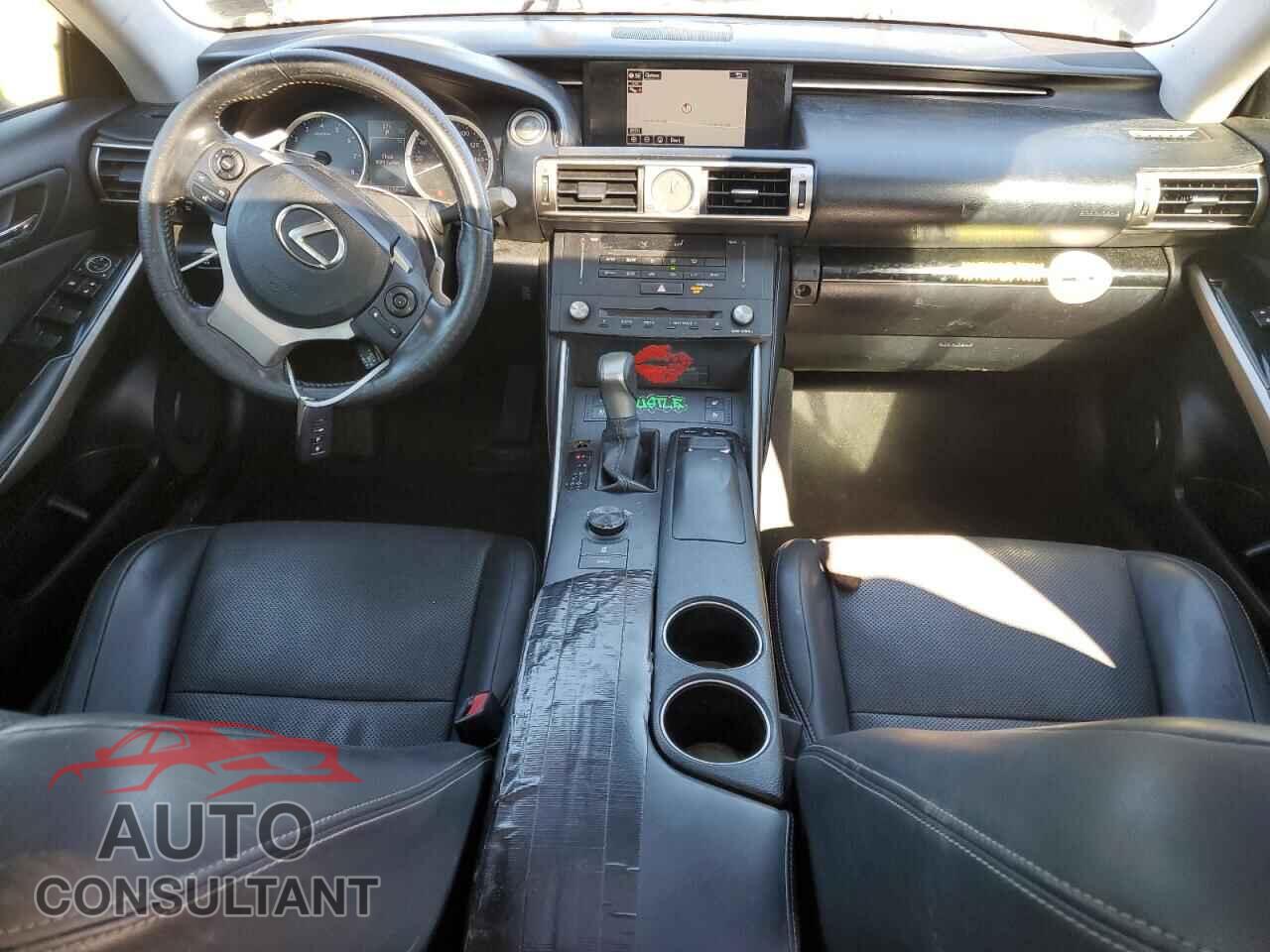 LEXUS IS 2015 - JTHBF1D29F5057722