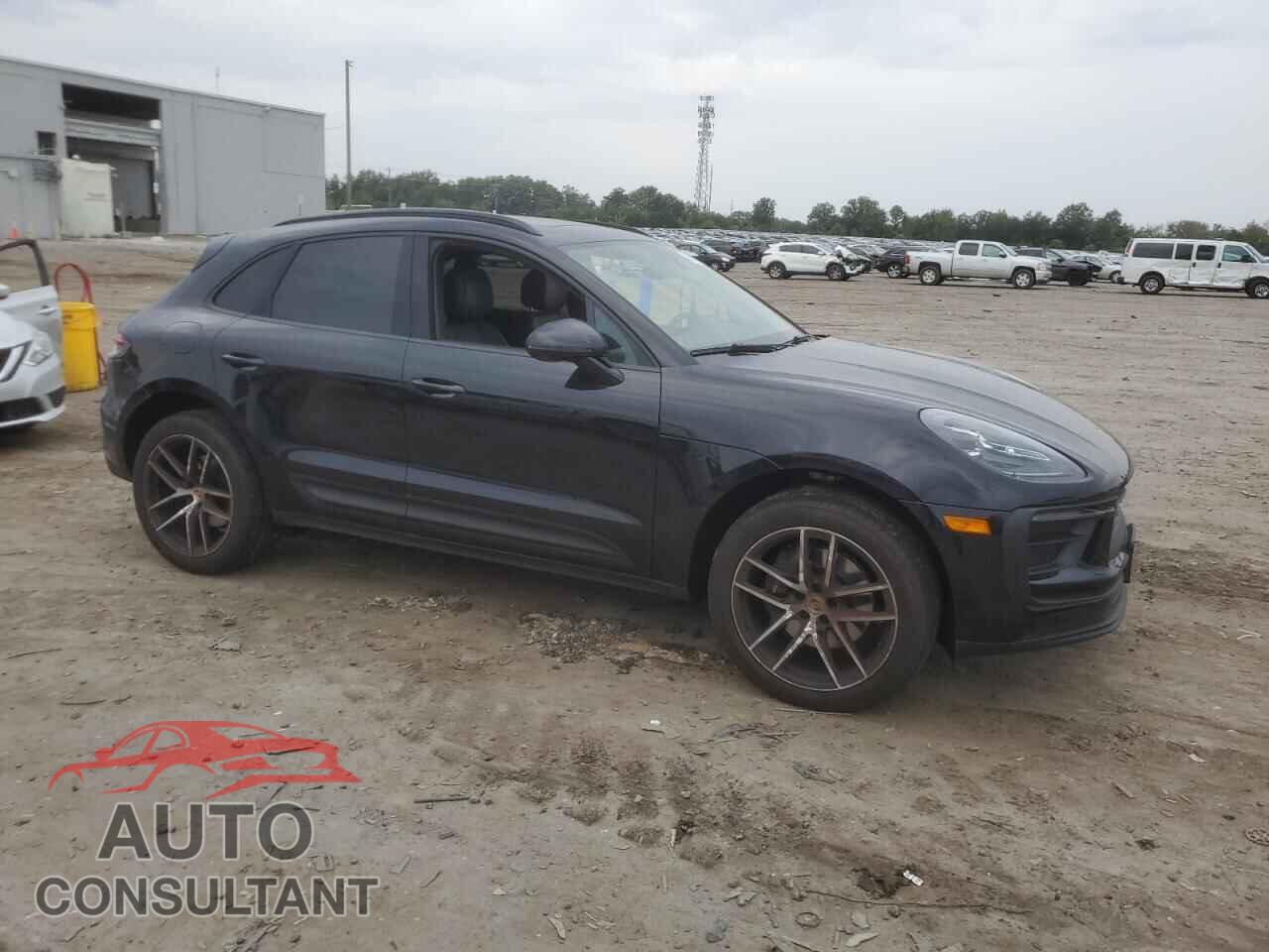 PORSCHE MACAN BASE 2023 - WP1AA2A50PLB20587