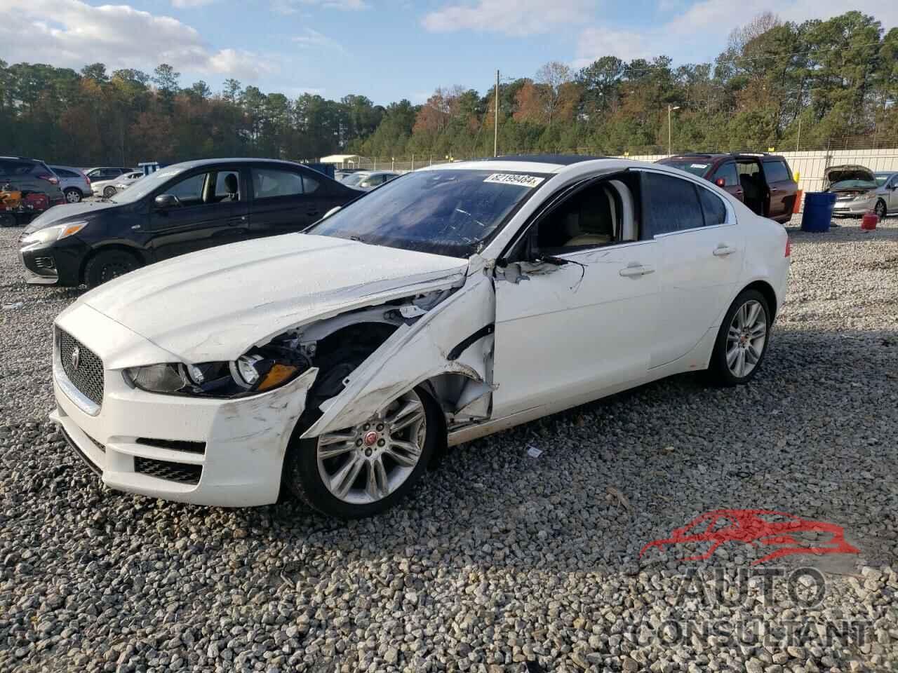 JAGUAR XE 2019 - SAJAR4FX6KCP52410