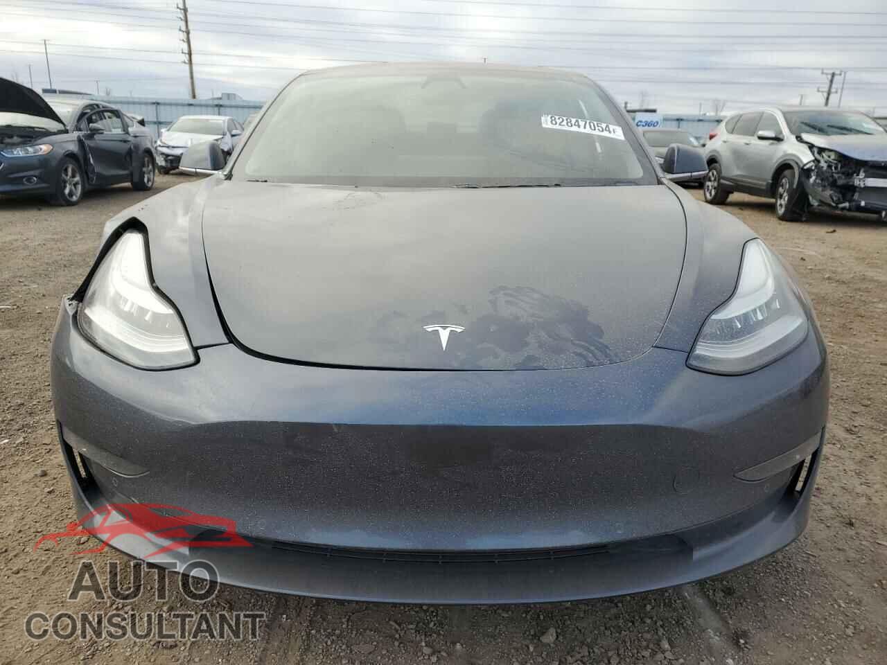 TESLA MODEL 3 2018 - 5YJ3E1EA0JF032813