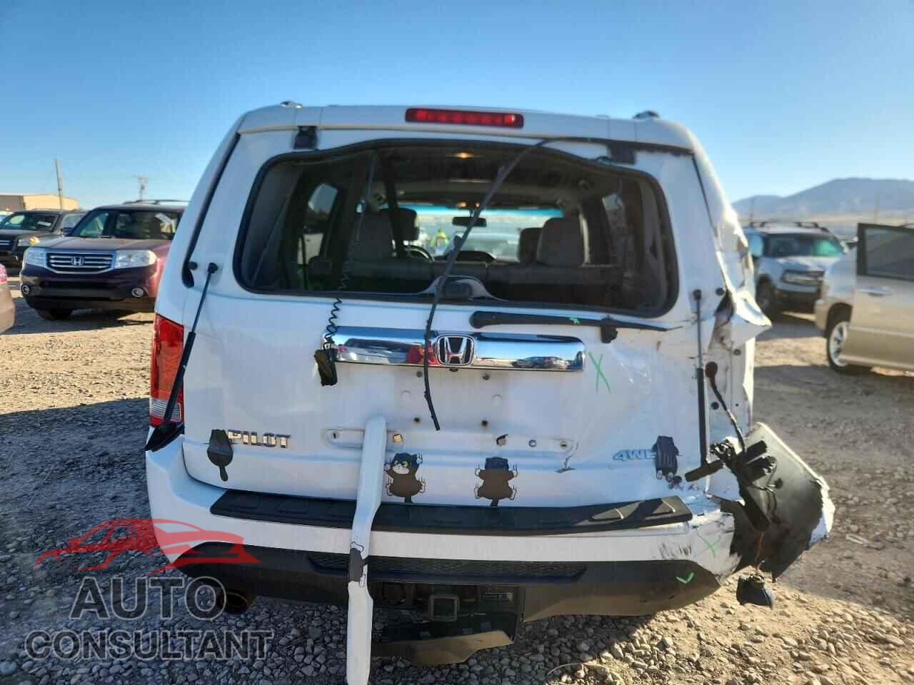 HONDA PILOT 2014 - 5FNYF4H56EB011456