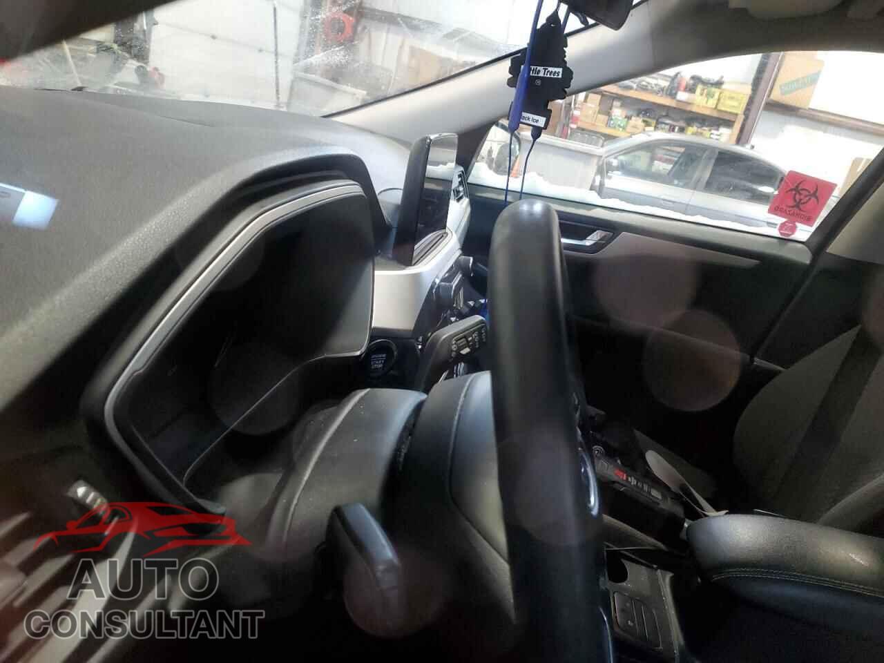 FORD ESCAPE 2020 - 1FMCU9G63LUA17772