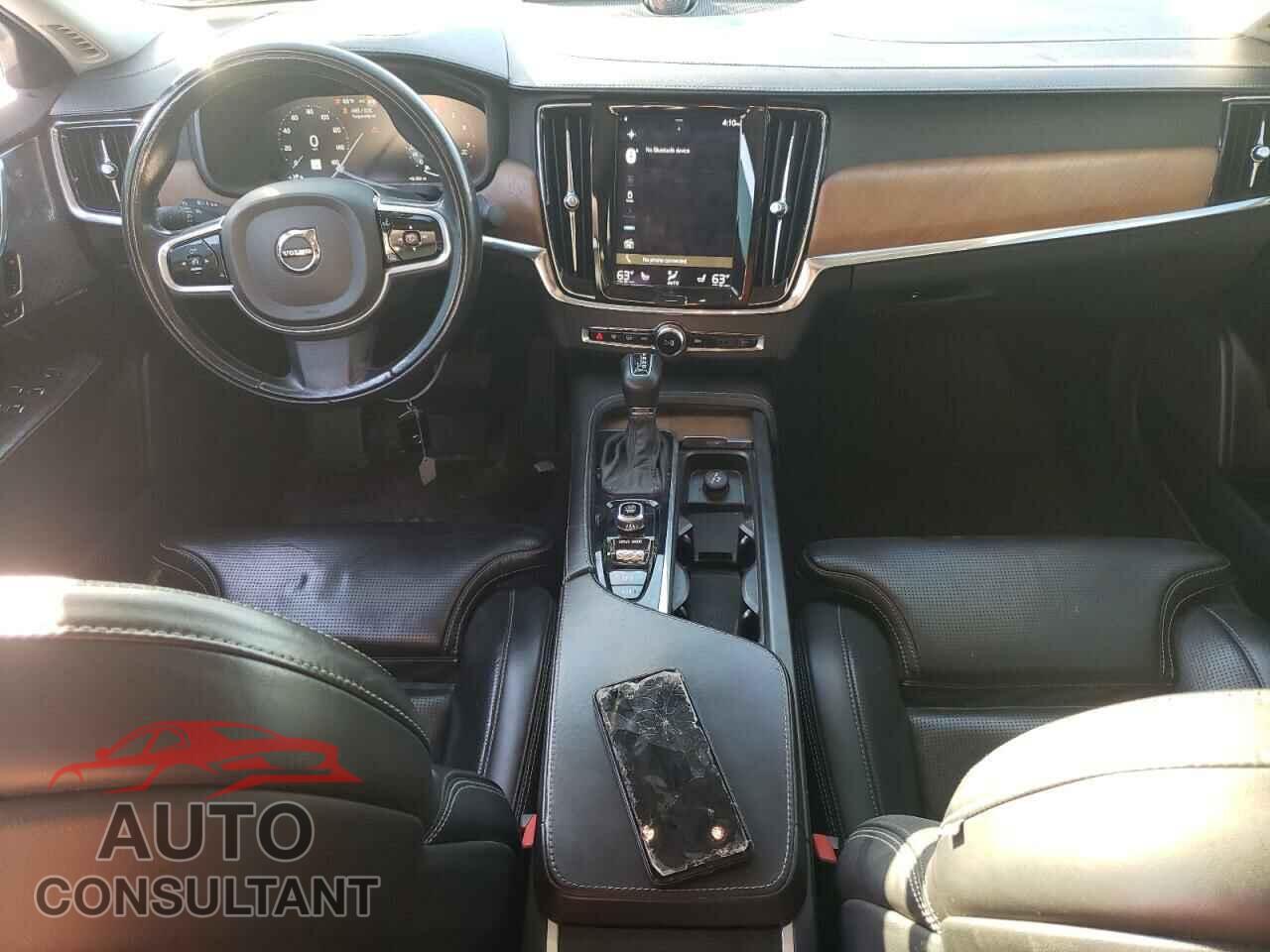 VOLVO S90 2018 - LVY992ML7JP015884