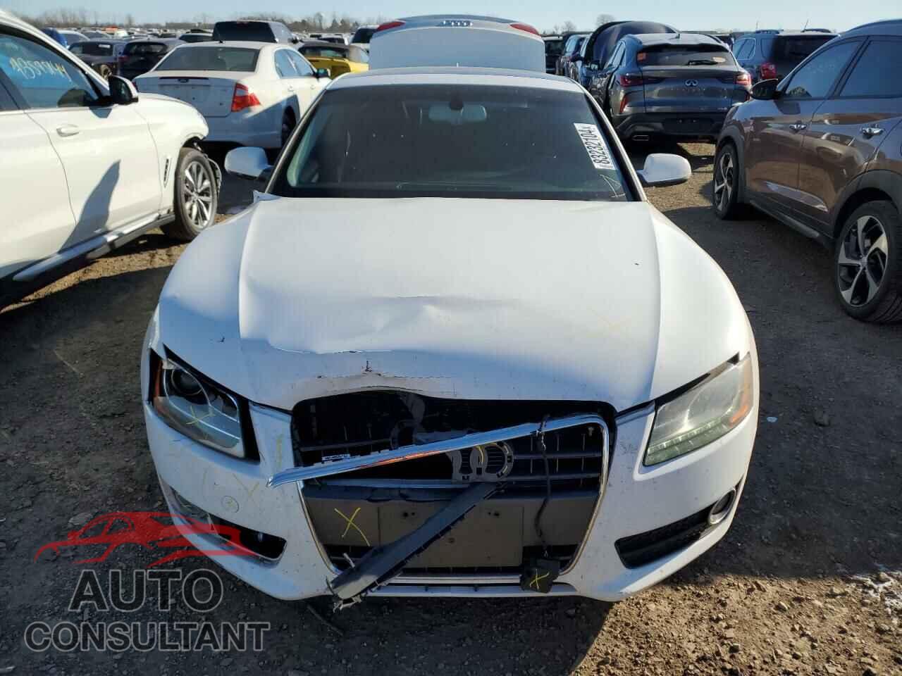 AUDI A5 2012 - WAULFAFR4CA002904